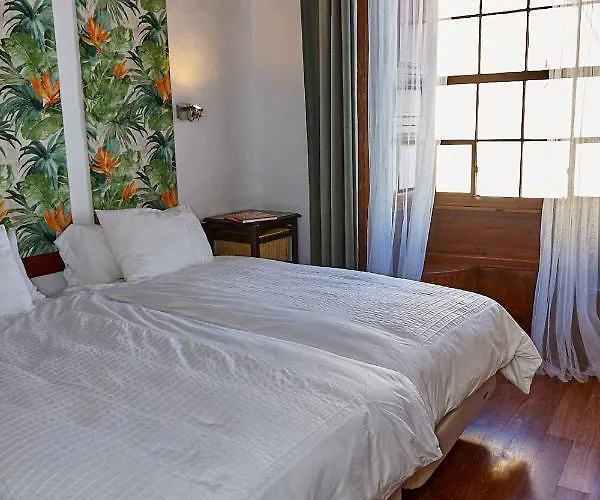 Platanera Lägenhetshotell