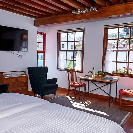 Lejlighedshotel Platanera 4*